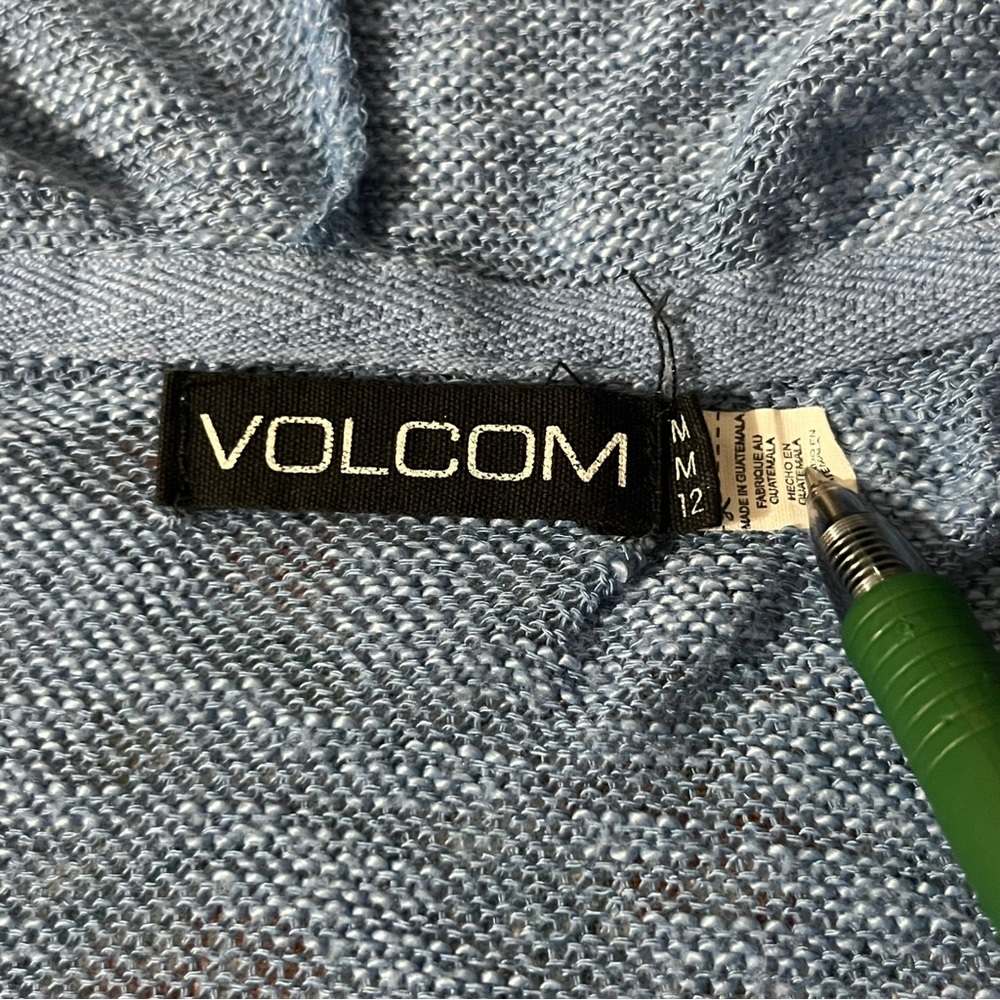 Sold-Volcom sheer hoody size medium blue. Preowned great condition. - Picture 6 of 9